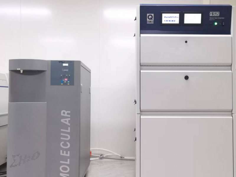 油墨木器漆藝術(shù)漆清漆氙燈老化耐候試驗(yàn)箱現(xiàn)場(chǎng)圖3